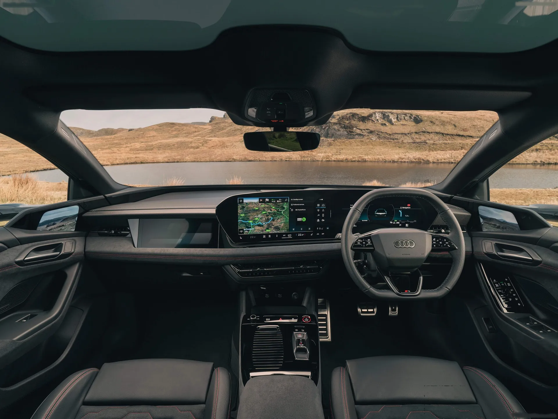 Audi A6 Sportback e-tron performance [UK] (2025) – interiér