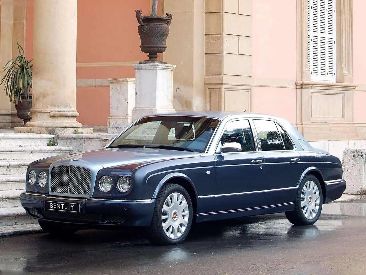 Bentley Arnage R (2005)