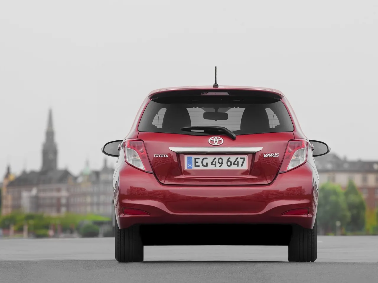 Toyota Yaris (2012) – zezadu