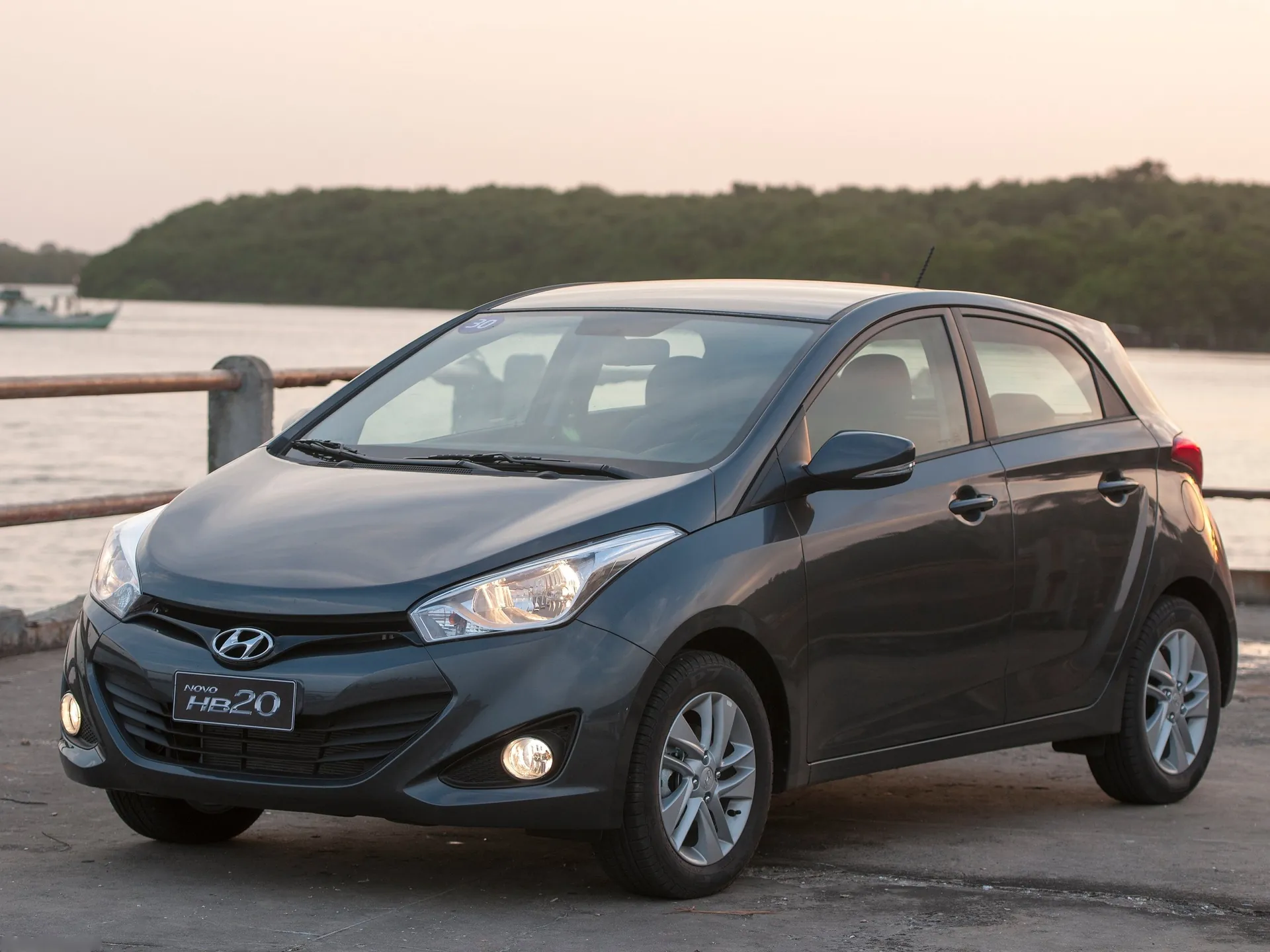 Hyundai HB20 (2013)