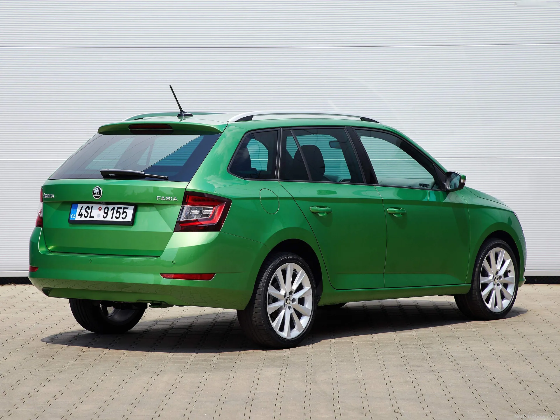 Skoda Fabia Combi (2019) – zadní tříčtvrteční pohled