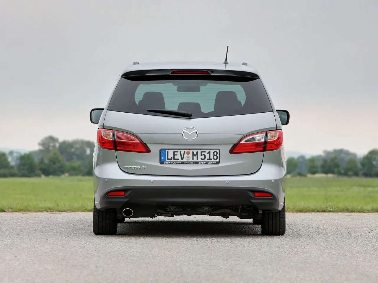 Mazda 5 (2011) – zezadu