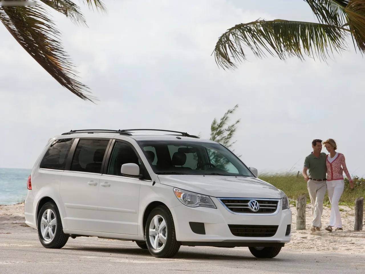 Volkswagen Routan (2009)