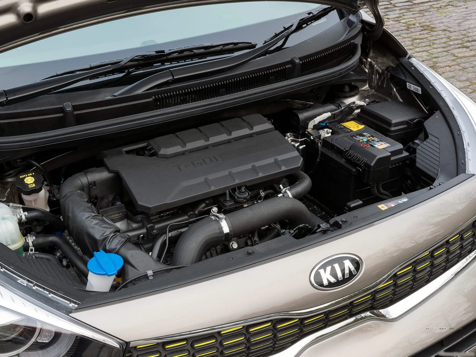Kia Picanto X-Line (2018) – motorový prostor