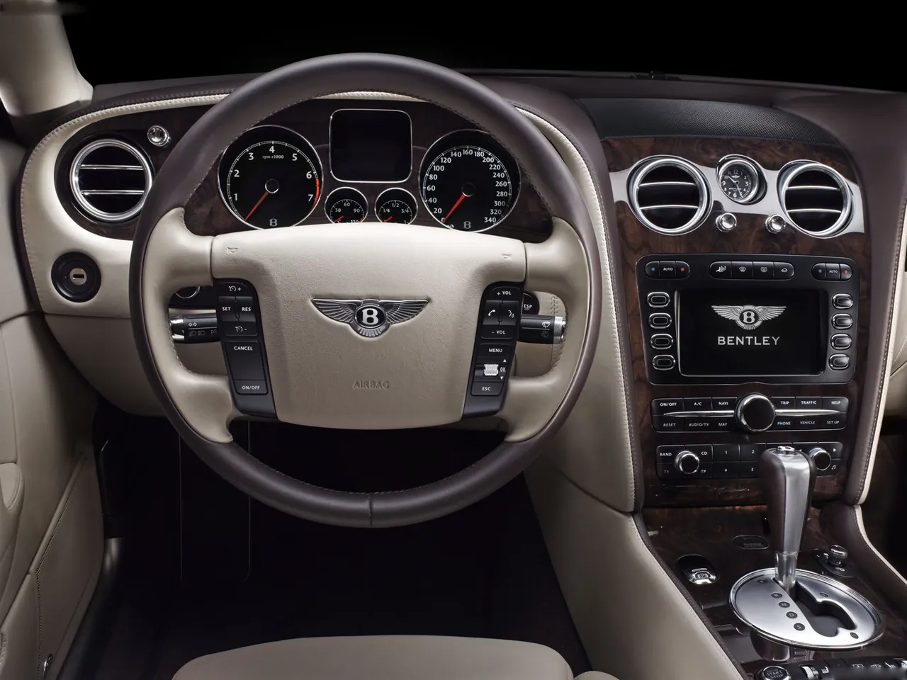 Bentley Continental Flying Spur (2009) – interiér