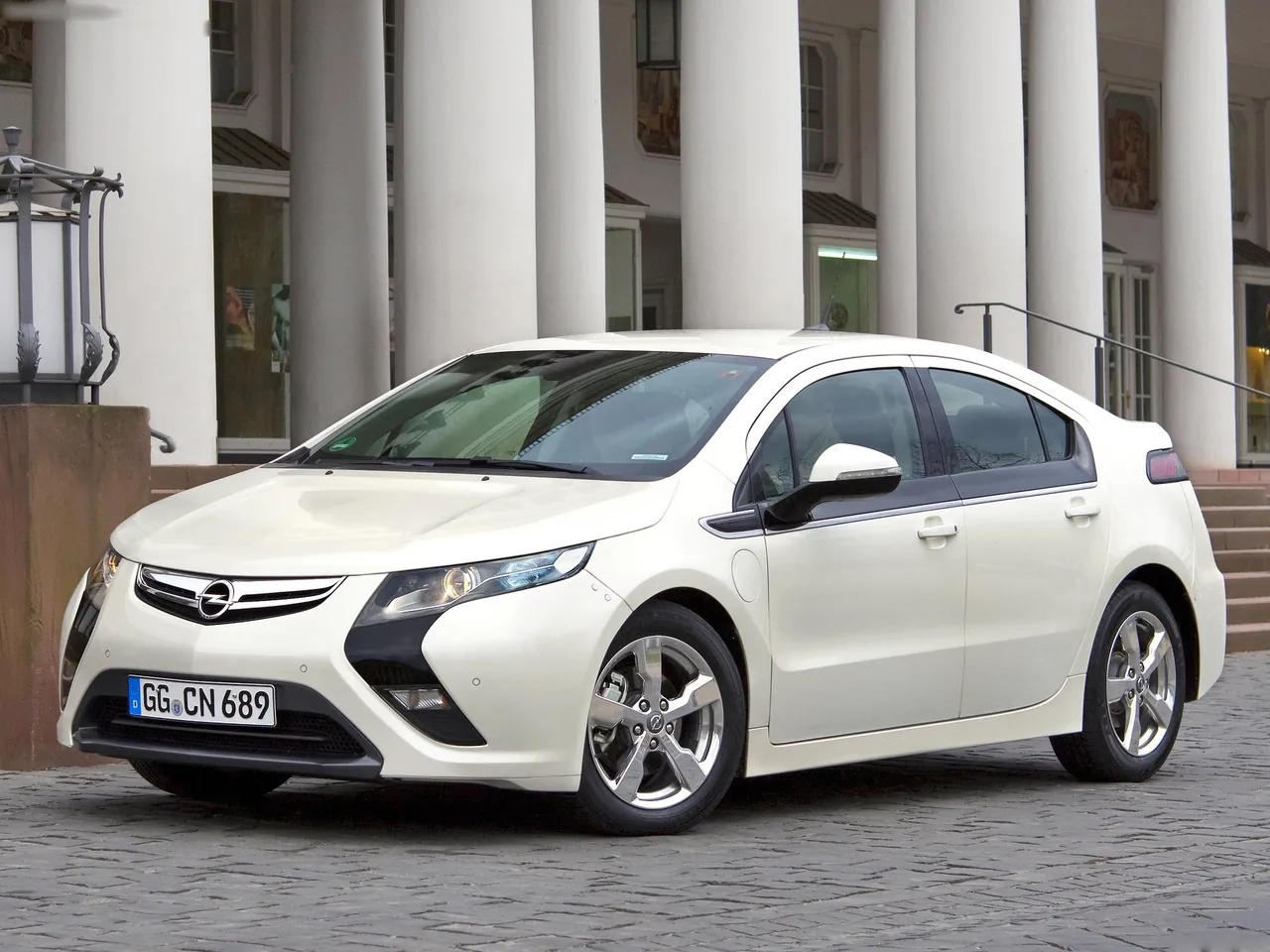 Opel Ampera (2012)