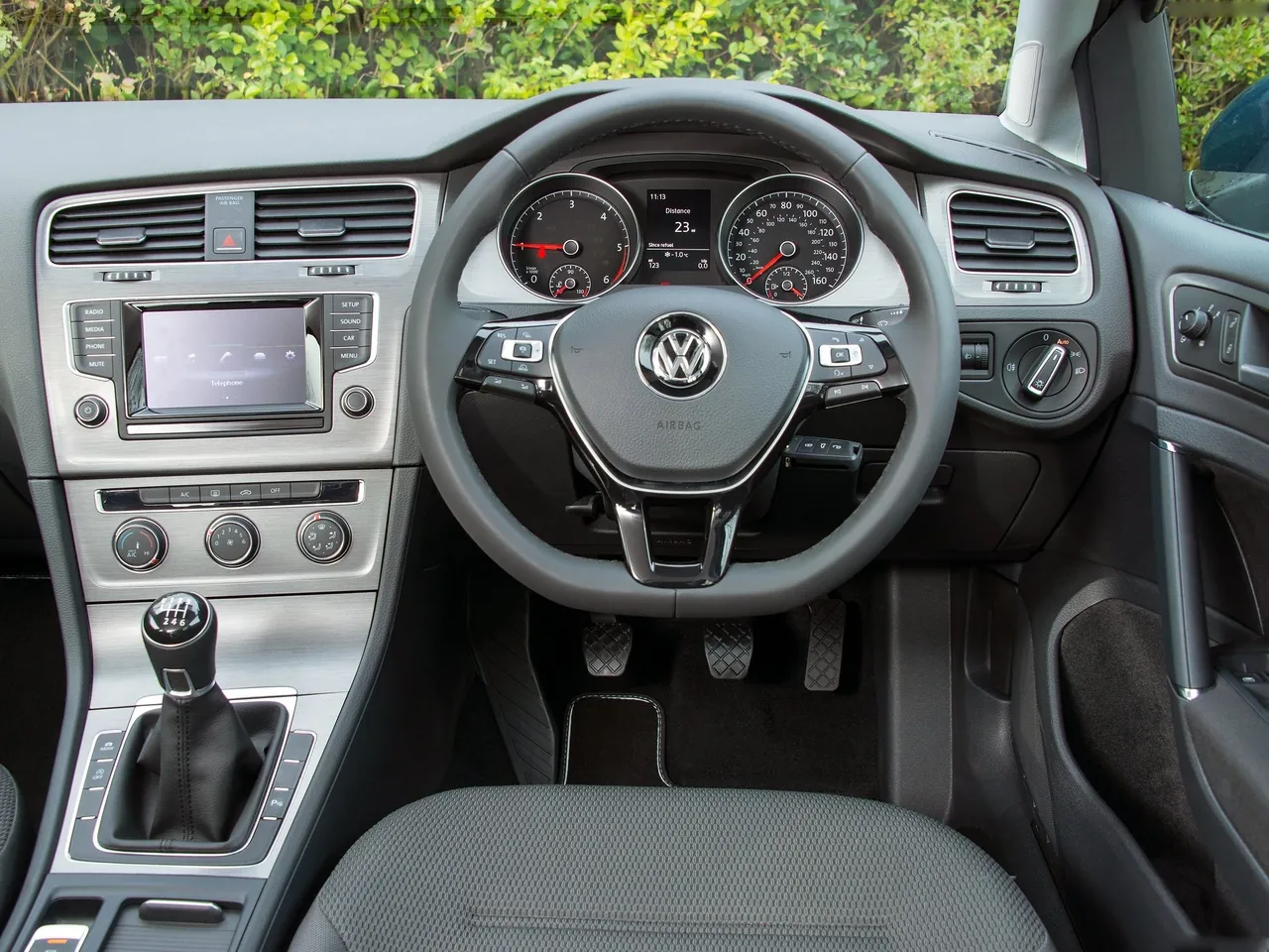 Volkswagen Golf Mk VII [UK] (2013) - Interior