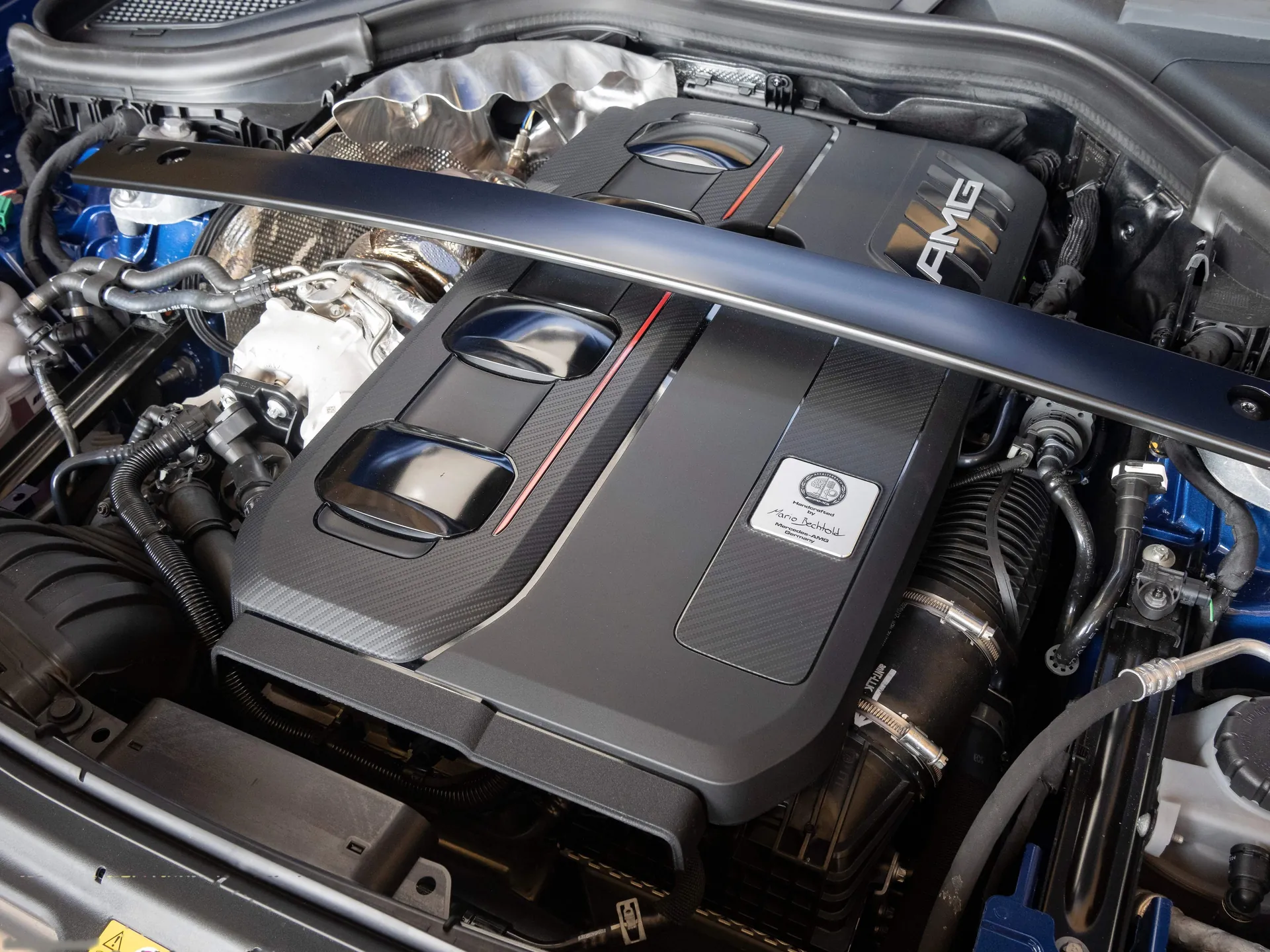 Mercedes-Benz GLC63 S AMG E Performance (2024) - Engine