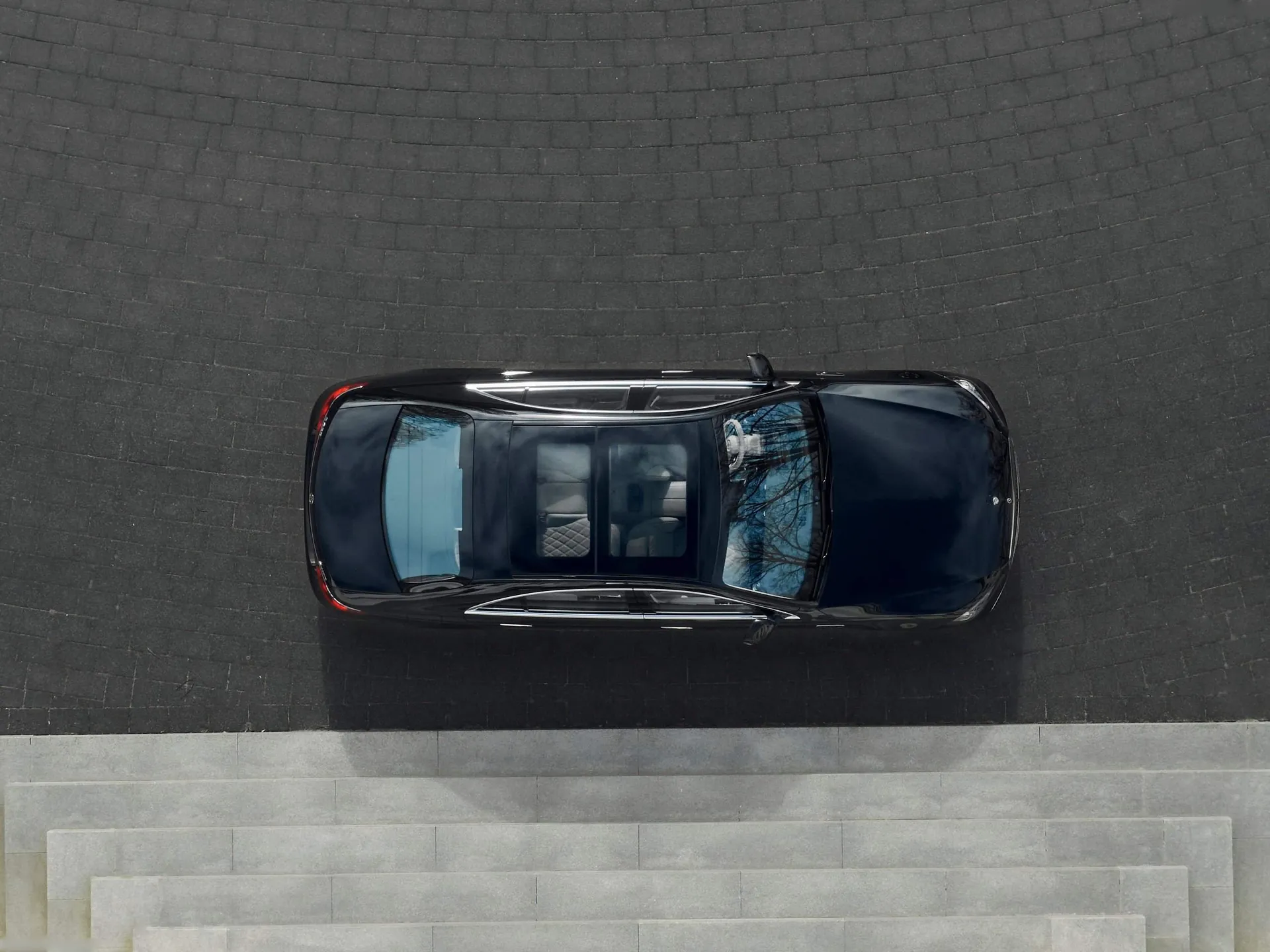 Mercedes-Benz S-Class (2027) – pohled shora