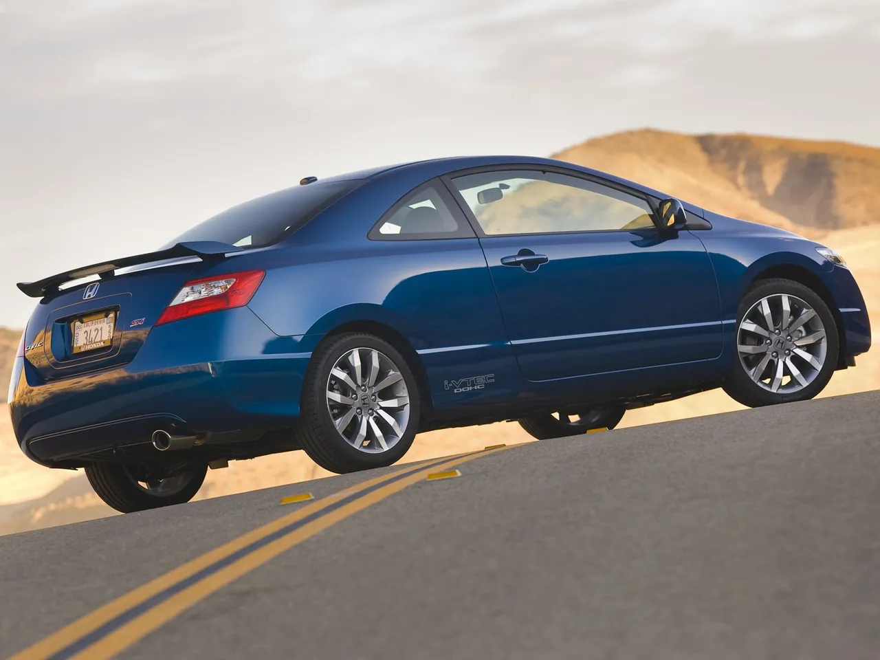 Honda Civic Si Coupe (2009) – zadní tříčtvrteční pohled