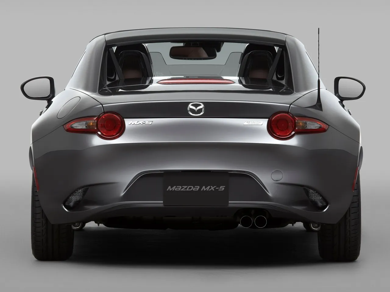 Mazda MX-5 RF (2017) – zezadu