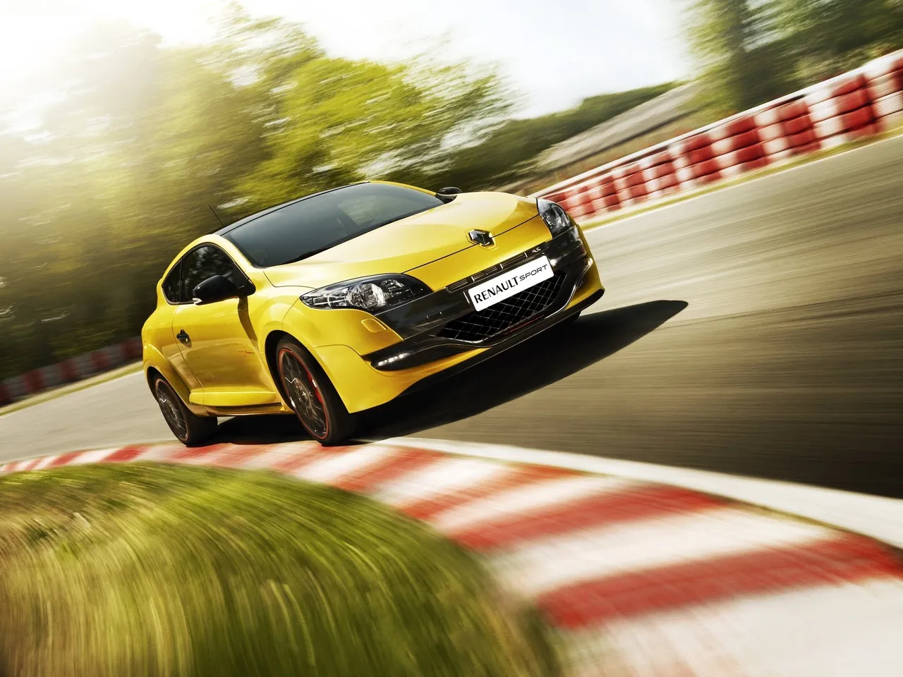 Renault Megane RS Trophy (2012)