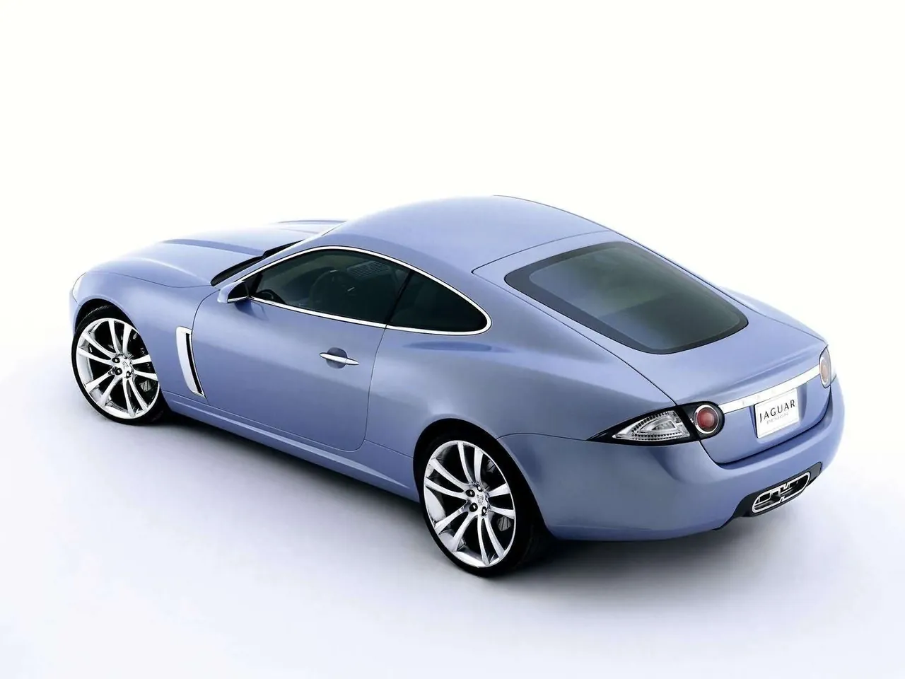 Jaguar Advanced Lightweight Coupe Concept (2005) – zadní tříčtvrteční pohled