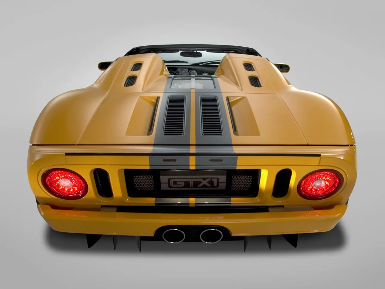Ford GTX1 Roadster (2005) – zezadu