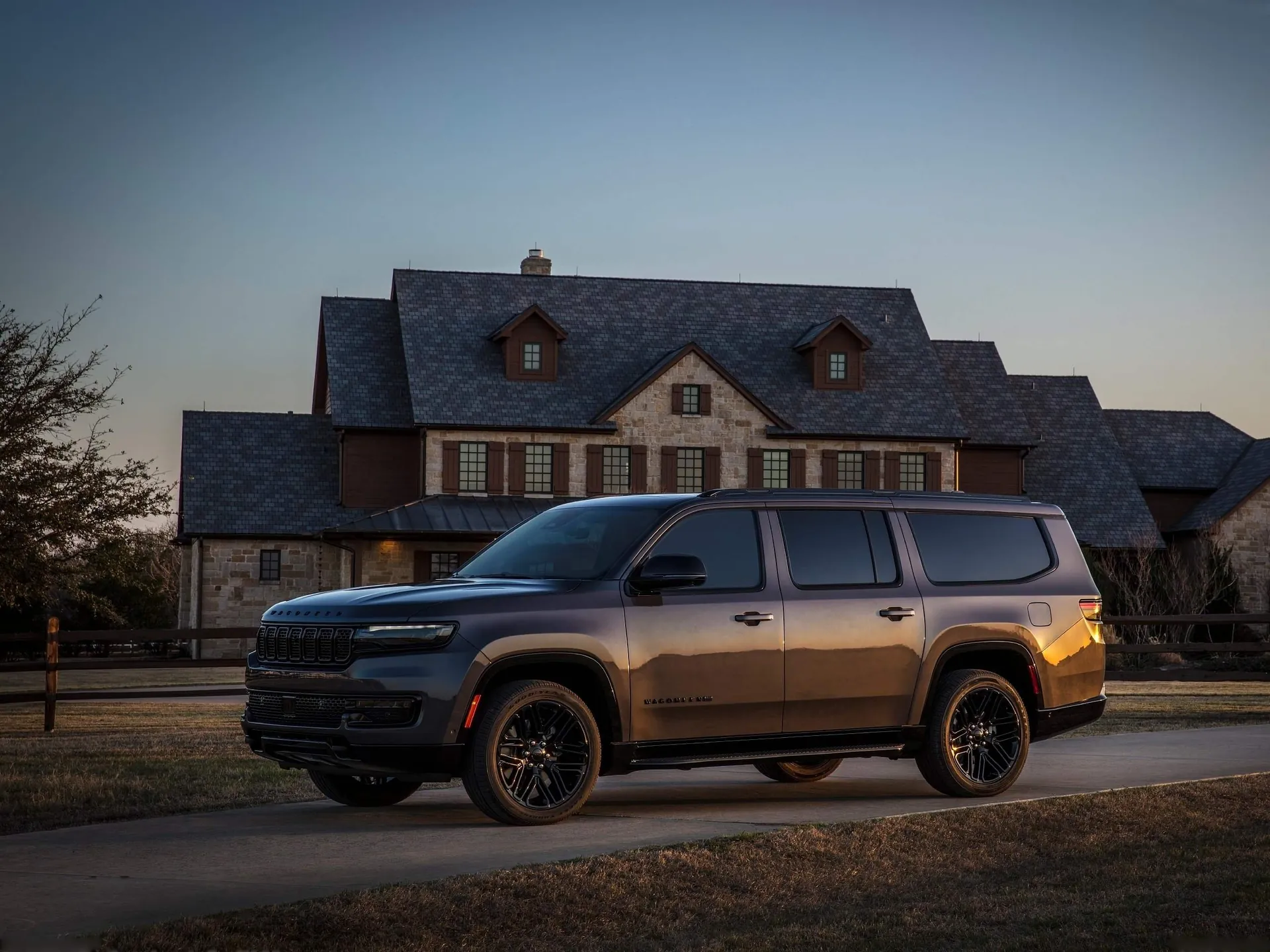 Jeep Wagoneer L (2023)