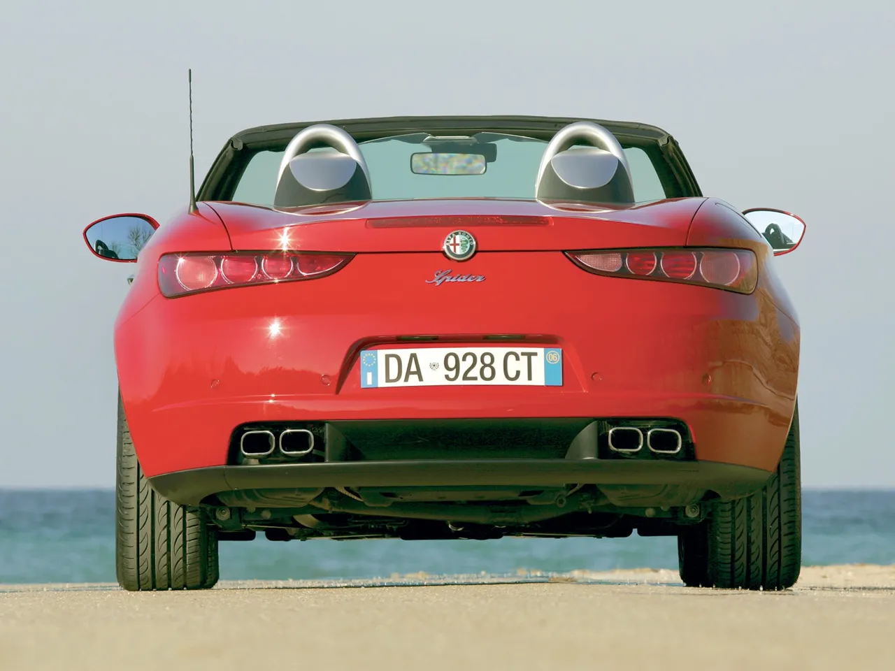 Alfa Romeo Spider (2006) – zezadu