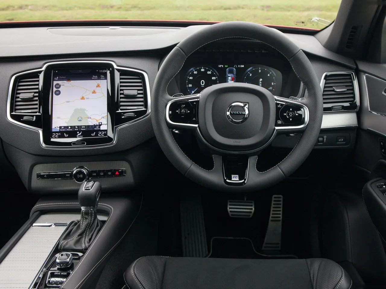 Volvo XC90 R-Design (2015) – interiér