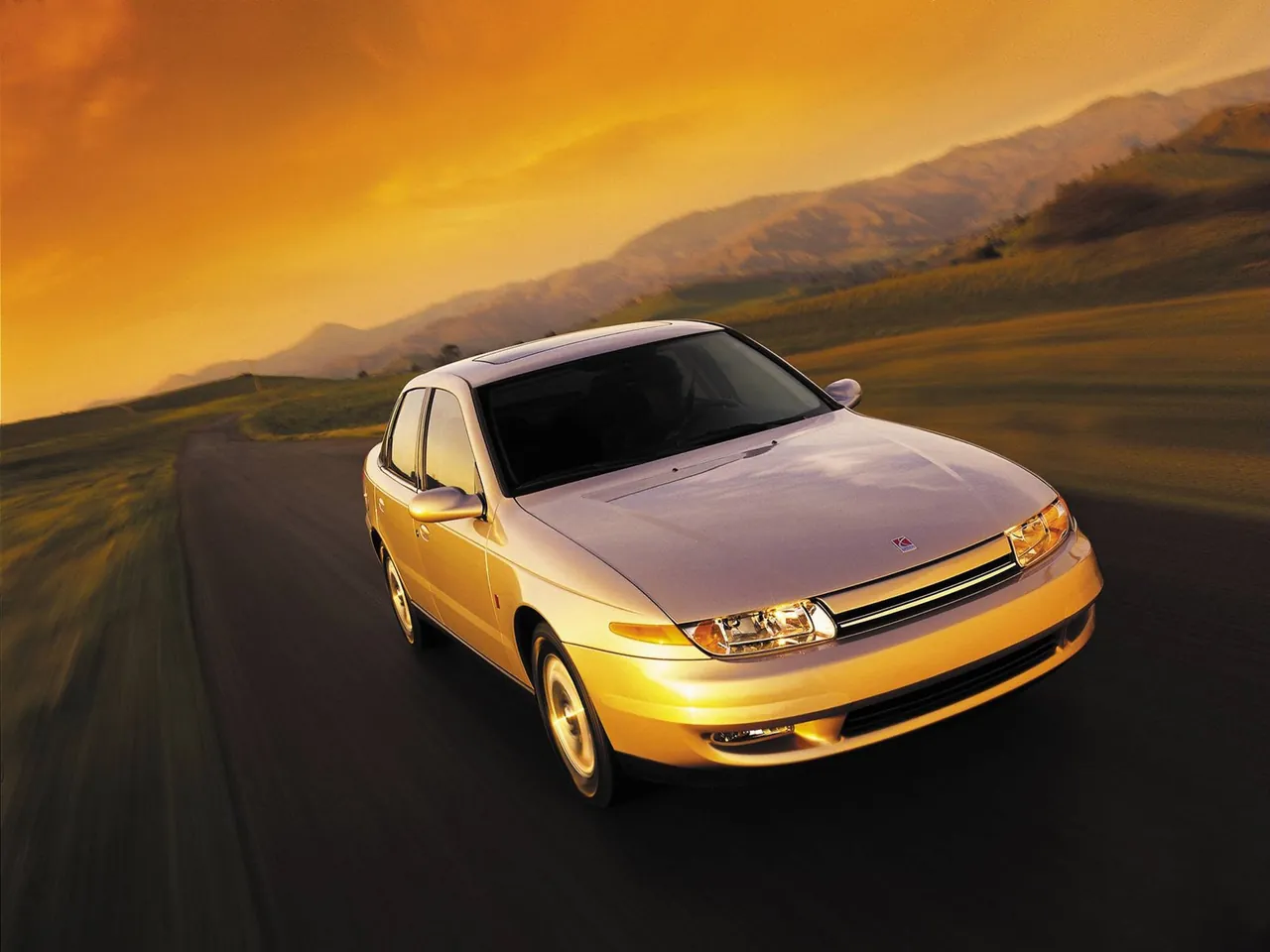 Saturn L-Series (2000)