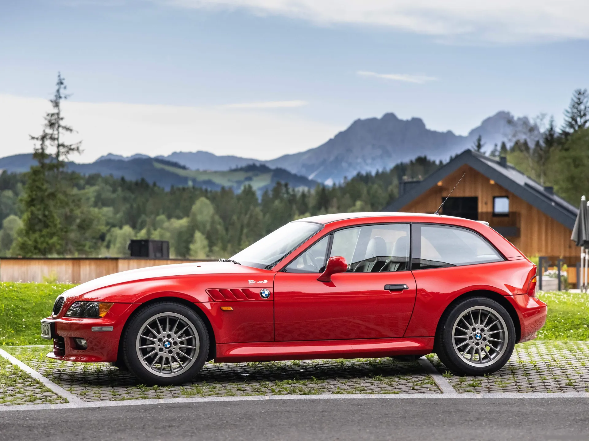BMW Z3 Coupe 2.8 (1999) – boční profil