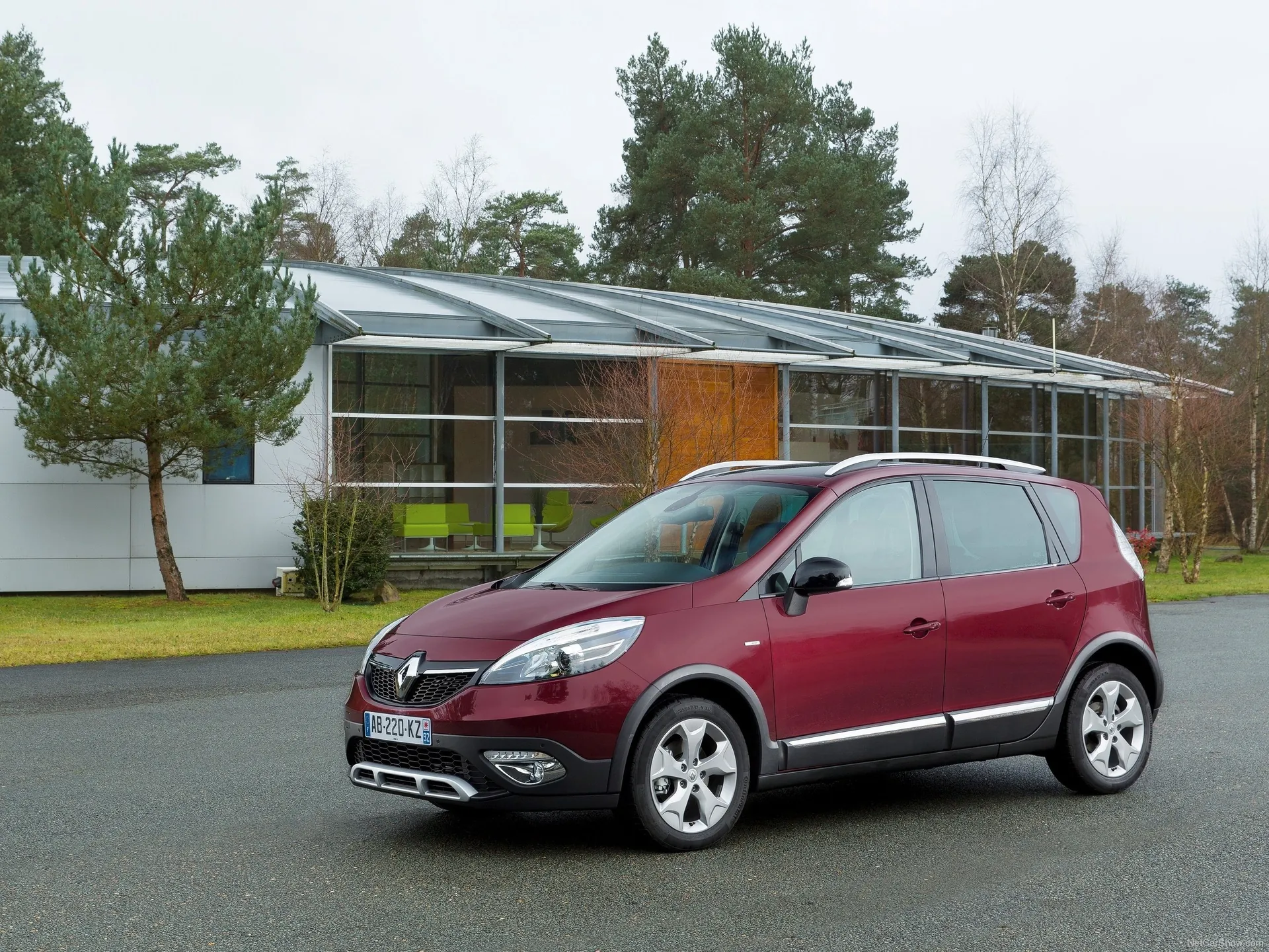 Renault Scenic XMOD (2013)