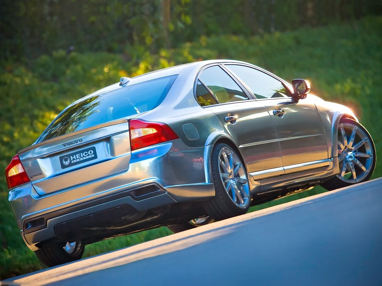 Volvo Heico S80 SEMA Concept (2007) – zadní tříčtvrteční pohled