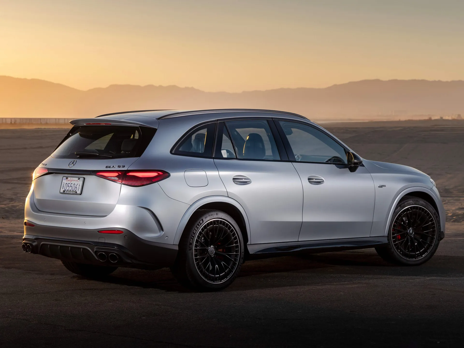 Mercedes-Benz GLC53 AMG [US] (2027) – zadní tříčtvrteční pohled