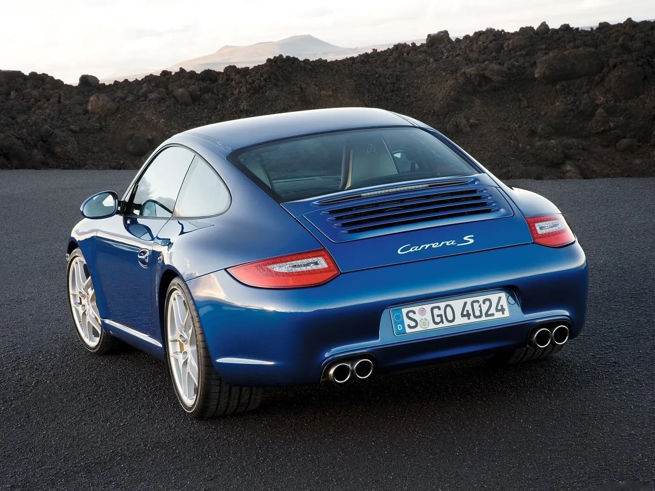 Porsche 911 Carrera (2009) - Rear Three-Quarter