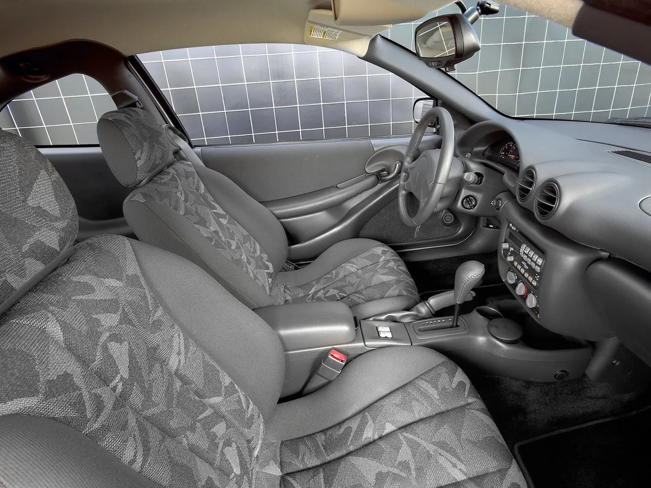 Pontiac Sunfire Coupe (2003) – interiér