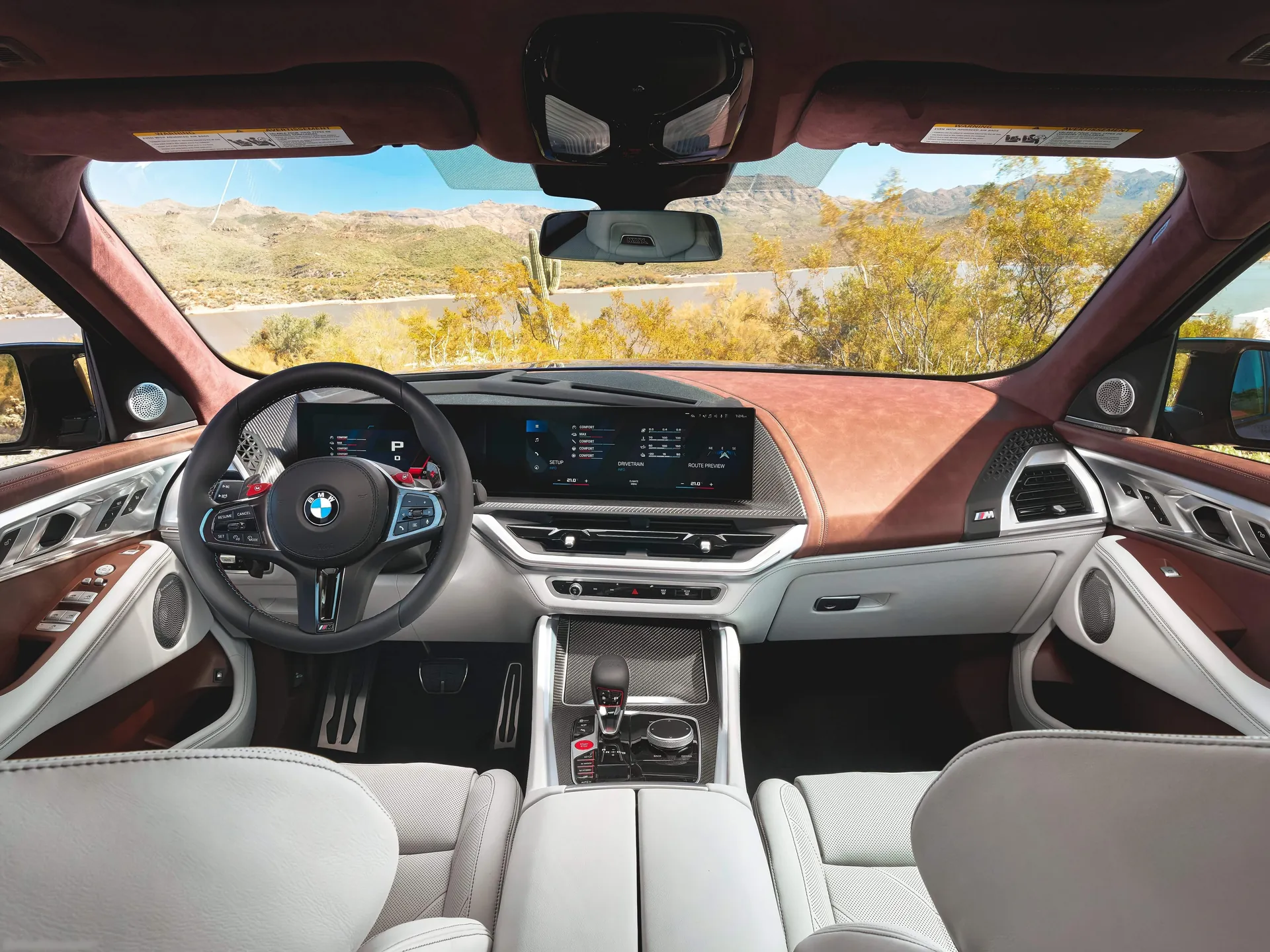 BMW XM (2023) – interiér