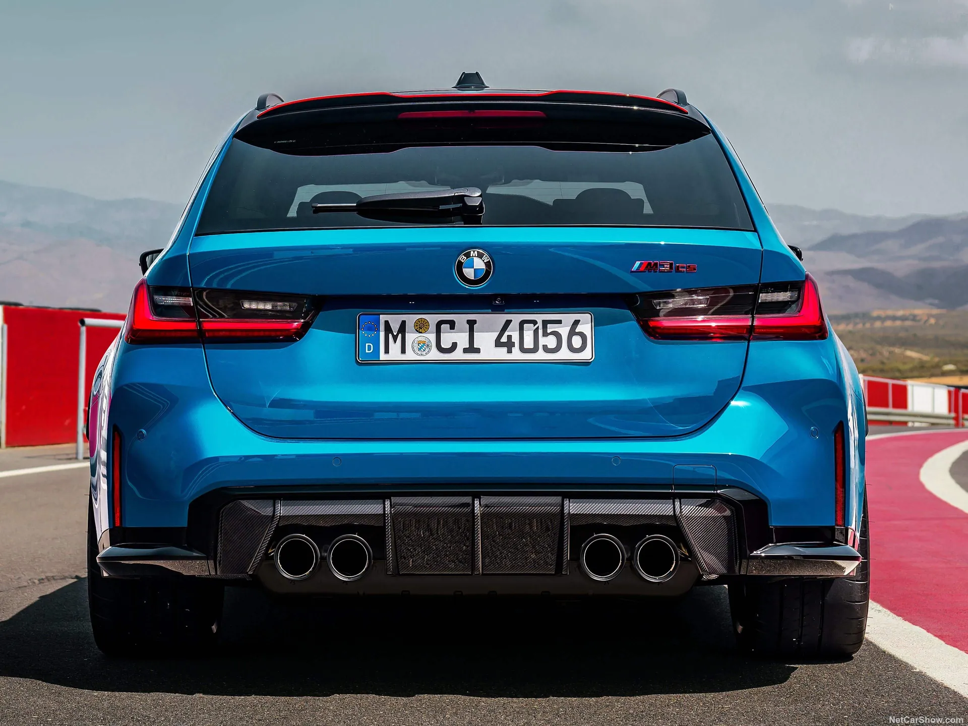BMW M3 CS Touring (2025) – zezadu