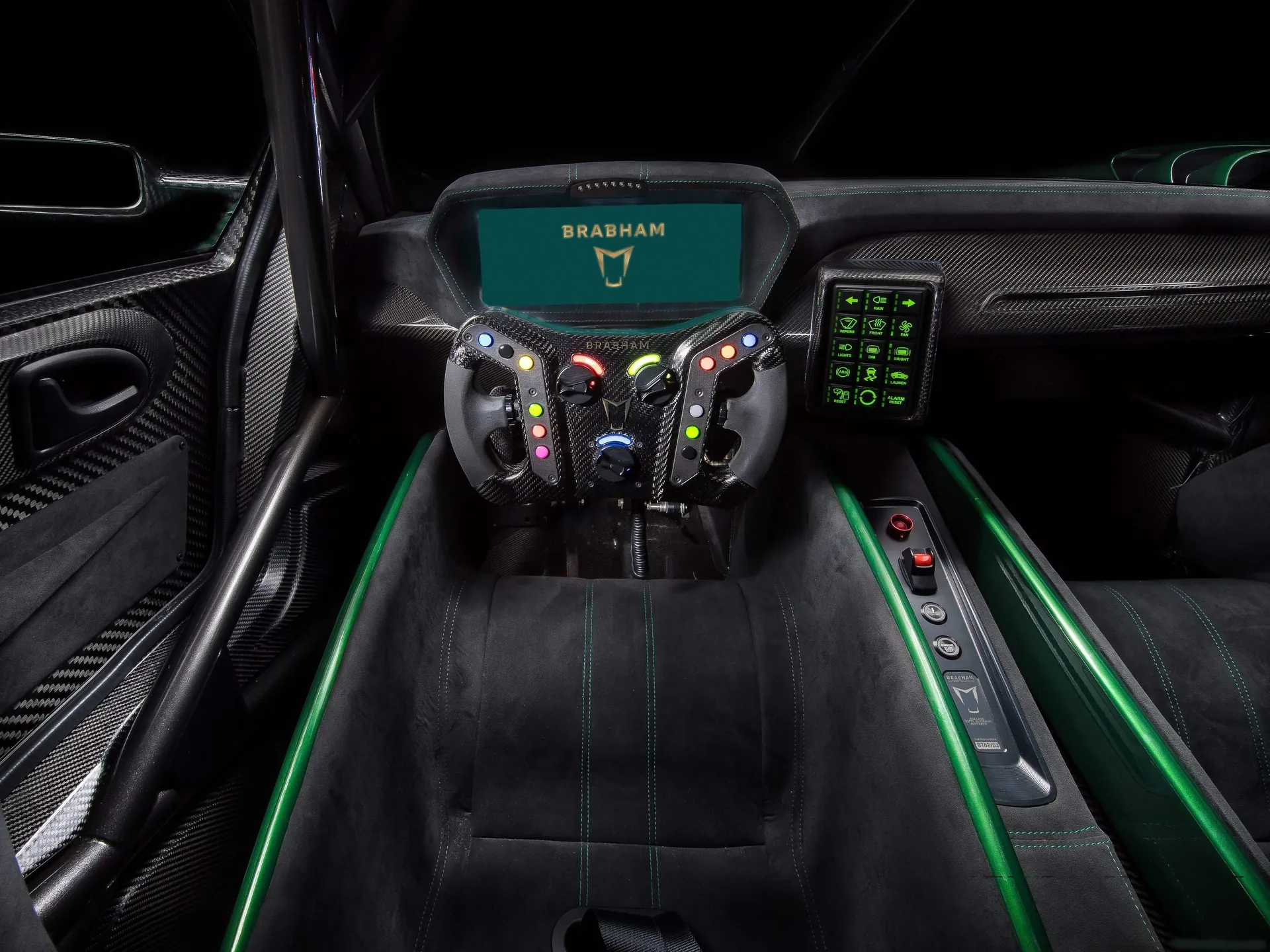 Brabham BT62 (2019) – interiér