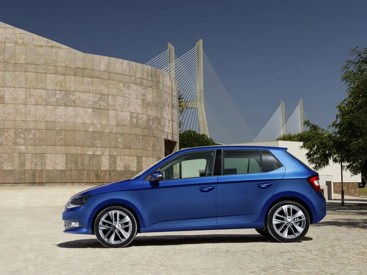 Skoda Fabia (2015) – boční profil