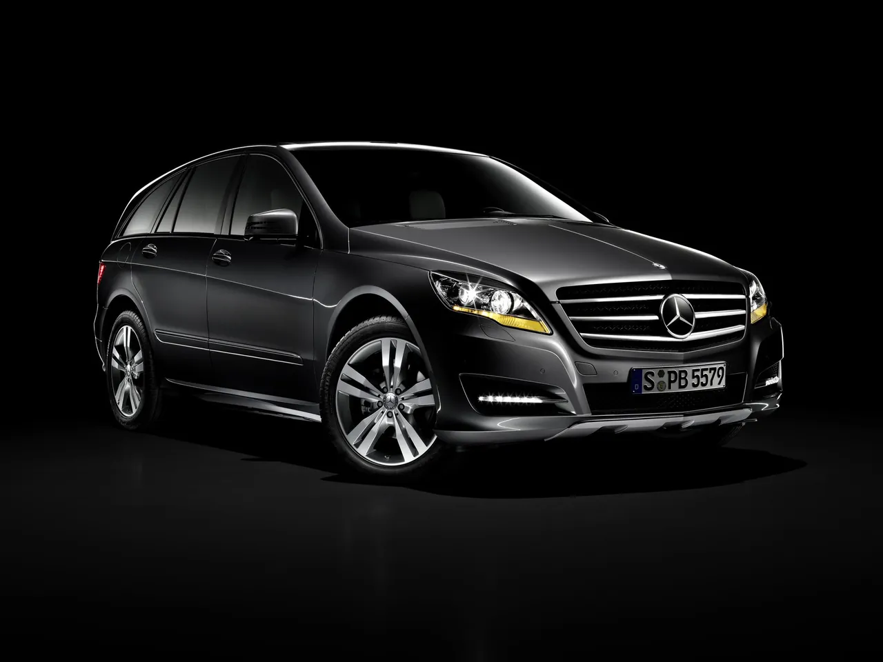 Mercedes-Benz R-Class (2011)