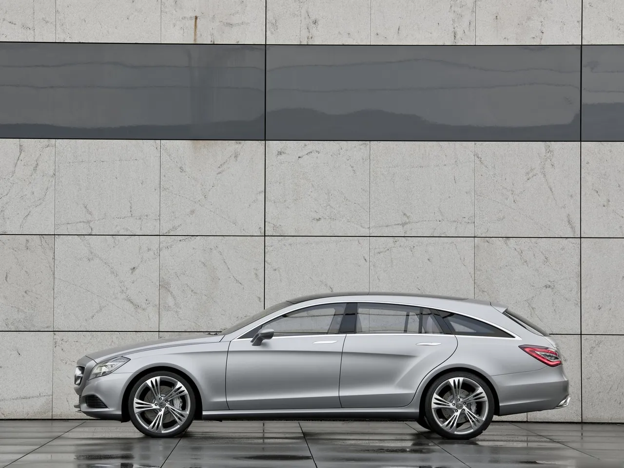 Mercedes-Benz Shooting Break Concept (2010) - Side Profile