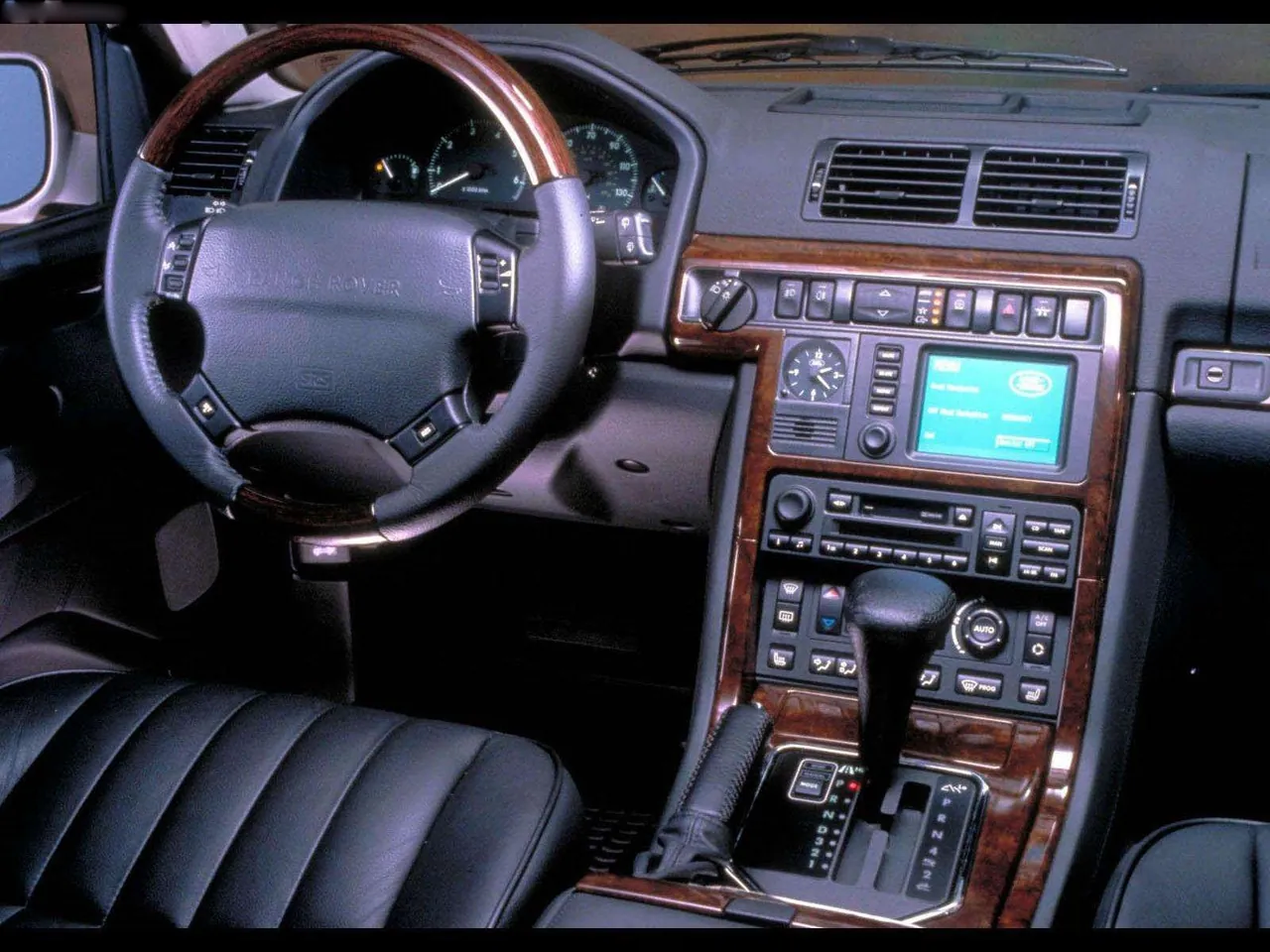 Land Rover Range Rover (2002) - Interior