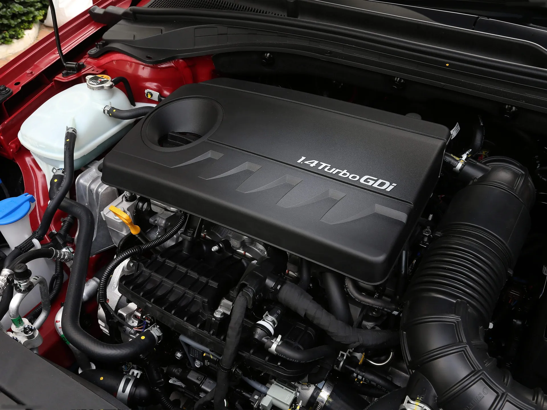 Hyundai i30 (2017) – motorový prostor