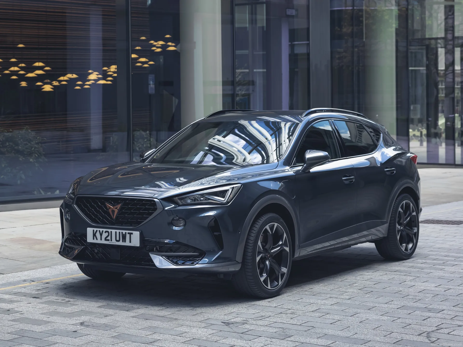 Cupra Formentor e-Hybrid [UK] (2021)
