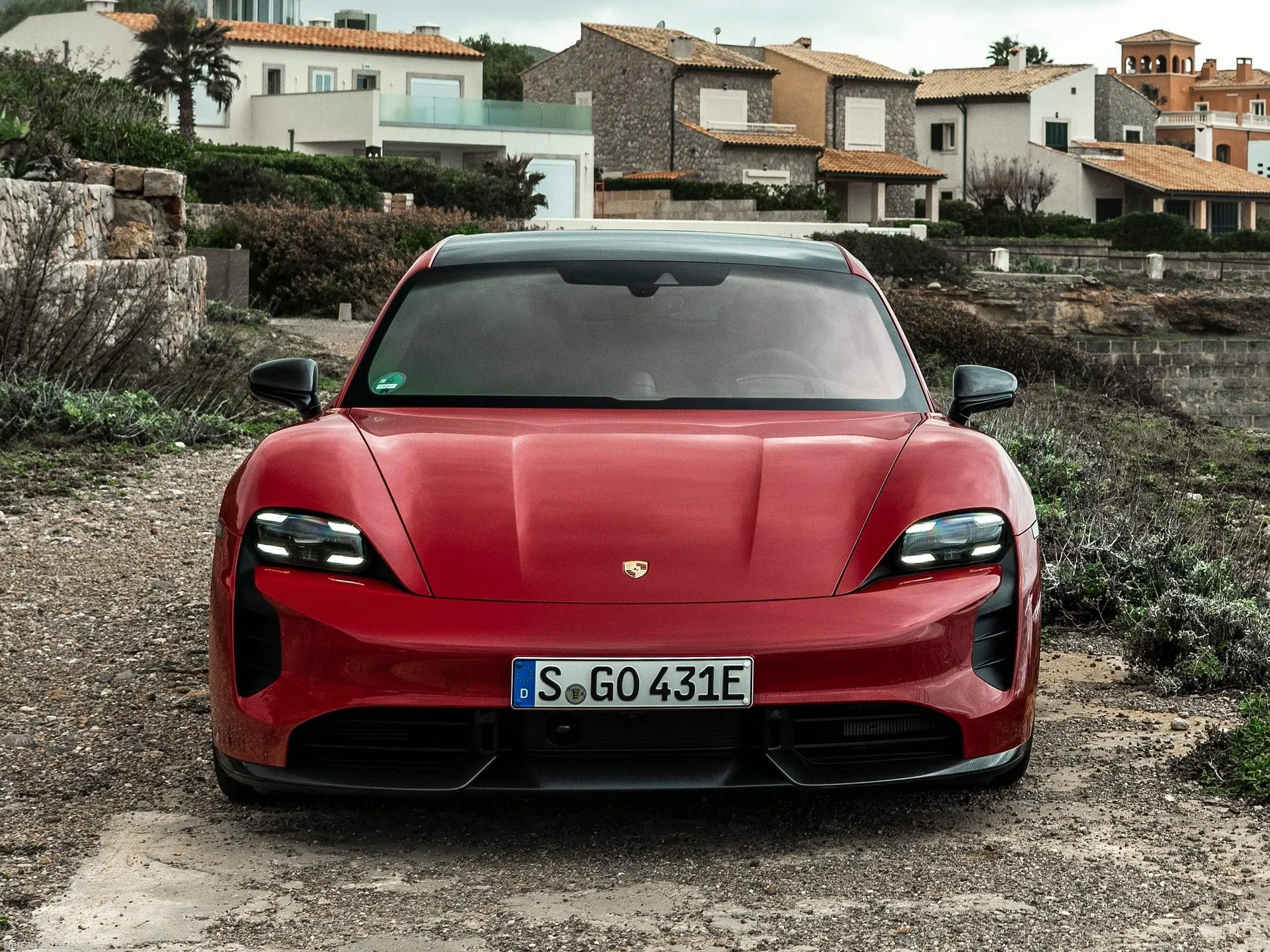 Porsche Taycan GTS Sport Turismo (2022) - Front