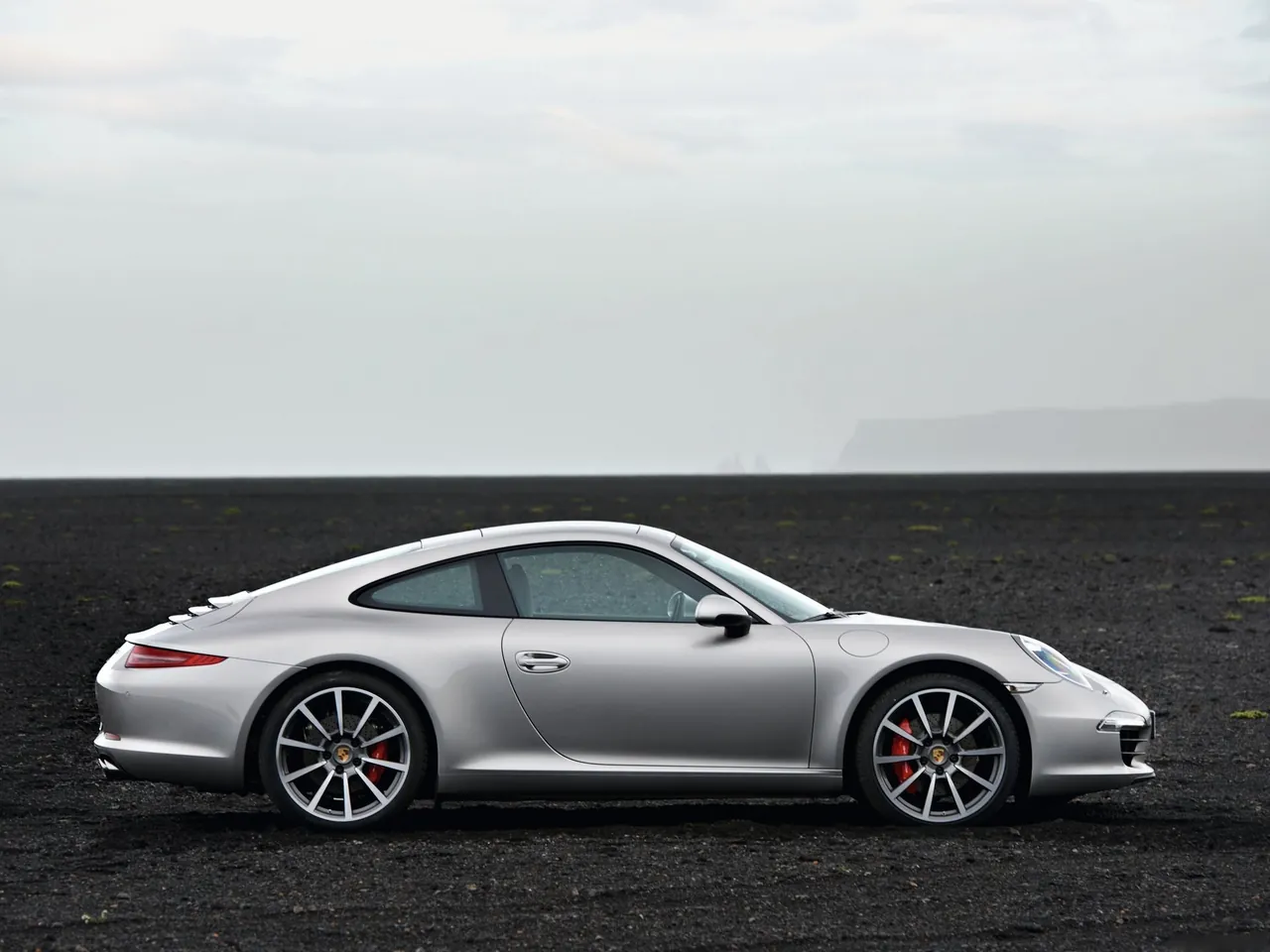 Porsche 911 Carrera S (2013) - Side Profile