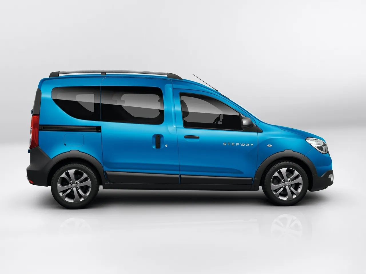 Dacia Dokker Stepway (2015) – boční profil