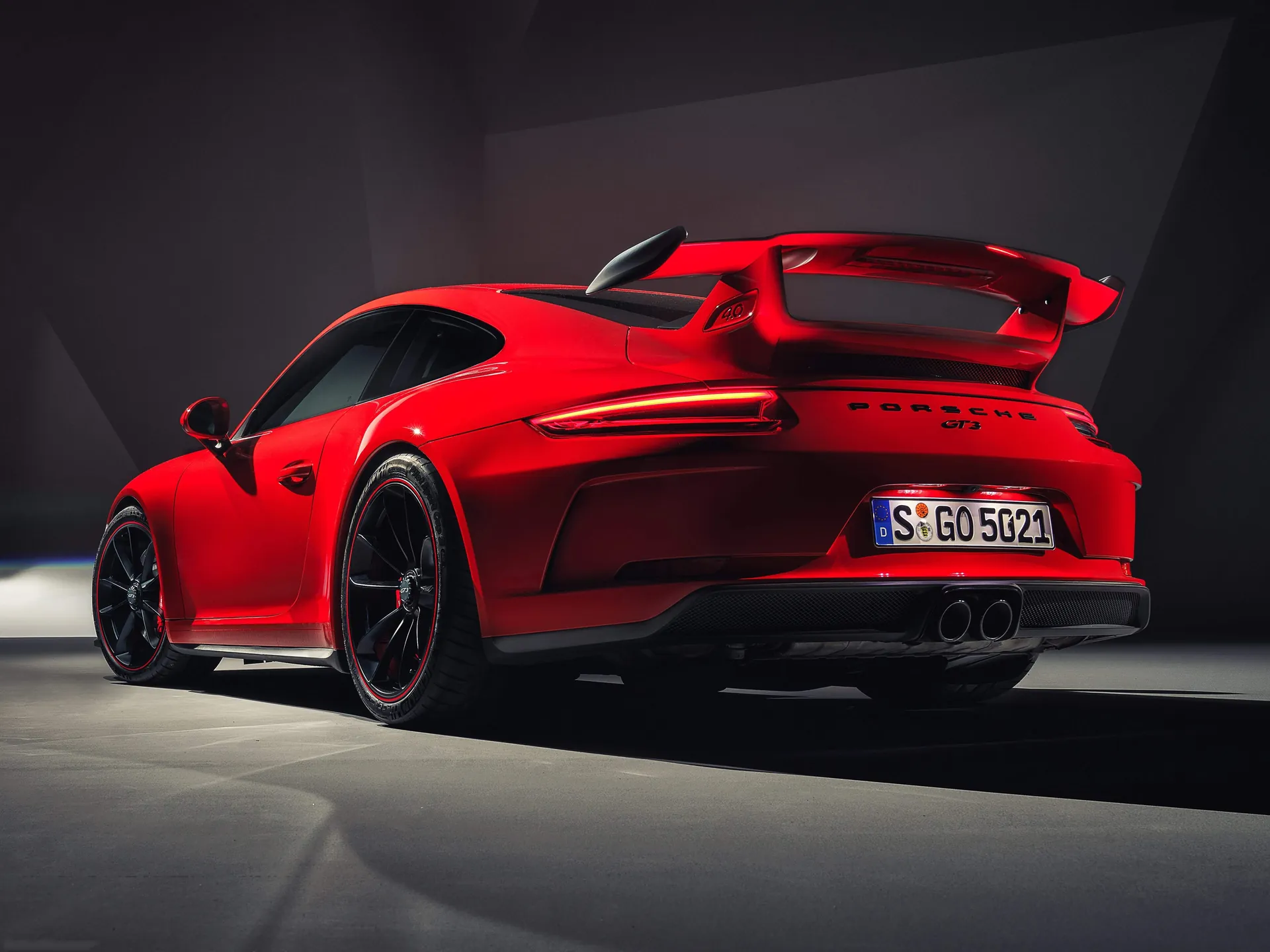 Porsche 911 GT3 (2018) – zadní tříčtvrteční pohled