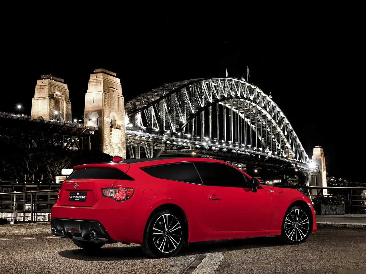 Toyota 86 Shooting Brake Concept (2016) – zadní tříčtvrteční pohled