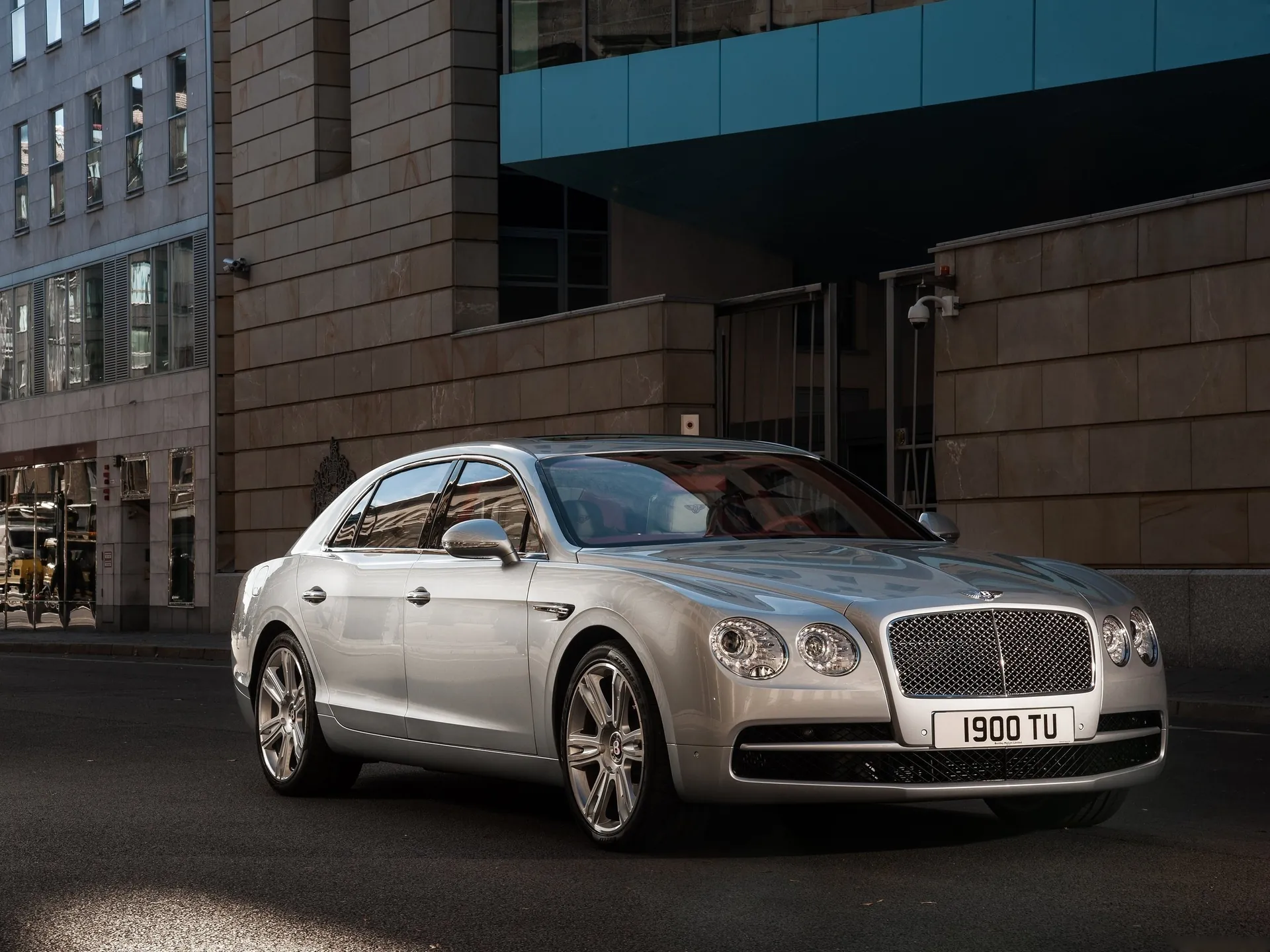 Bentley Flying Spur V8 (2015)