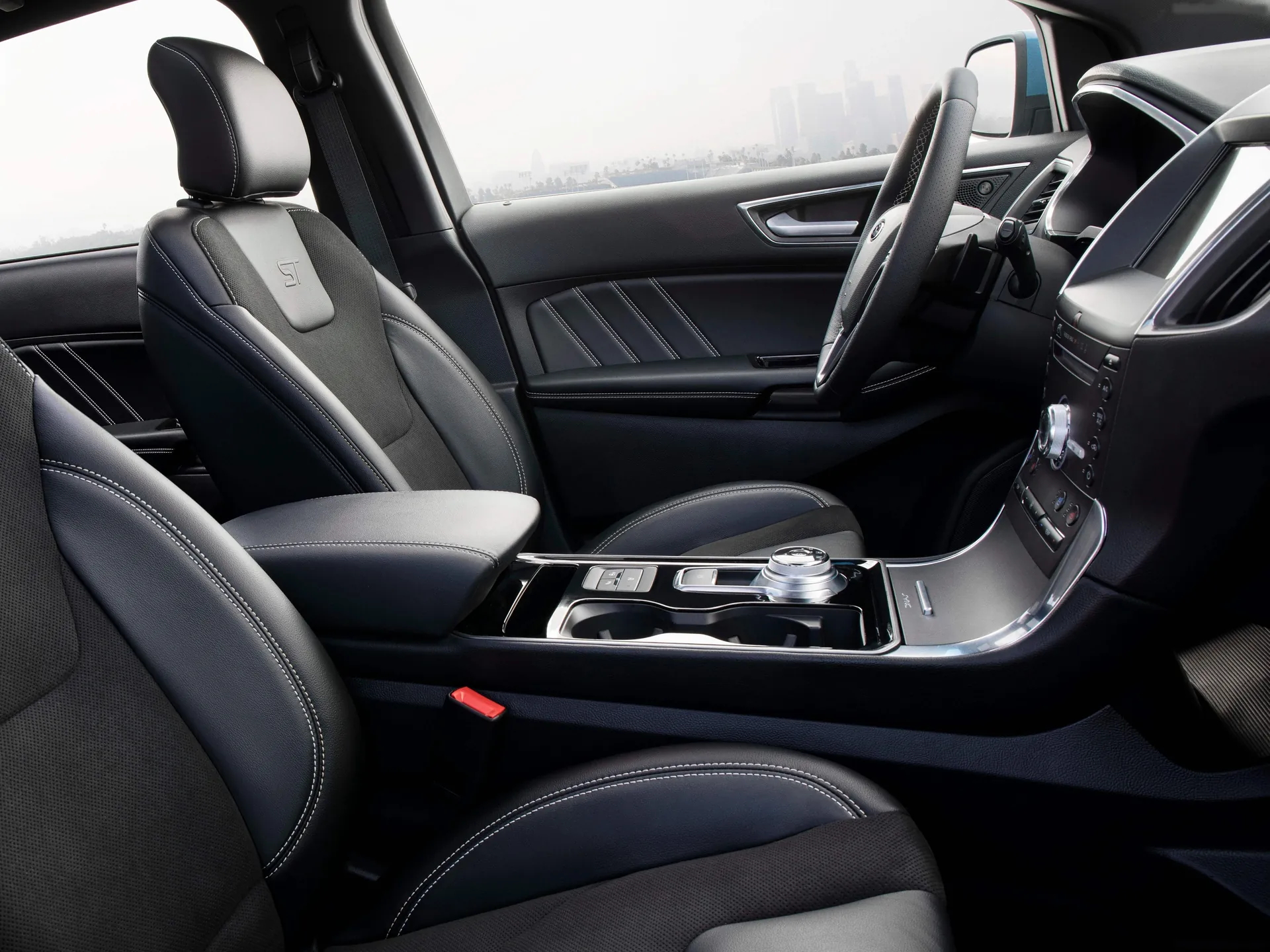 Ford Edge ST (2019) – interiér