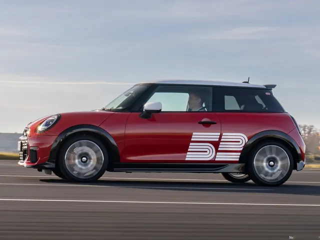 Mini JCW 1965 Victory Edition (2026)
