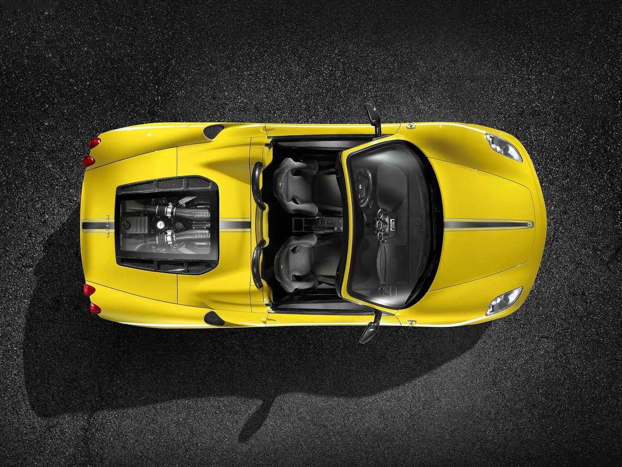 Ferrari Scuderia Spider 16M (2009) – pohled shora