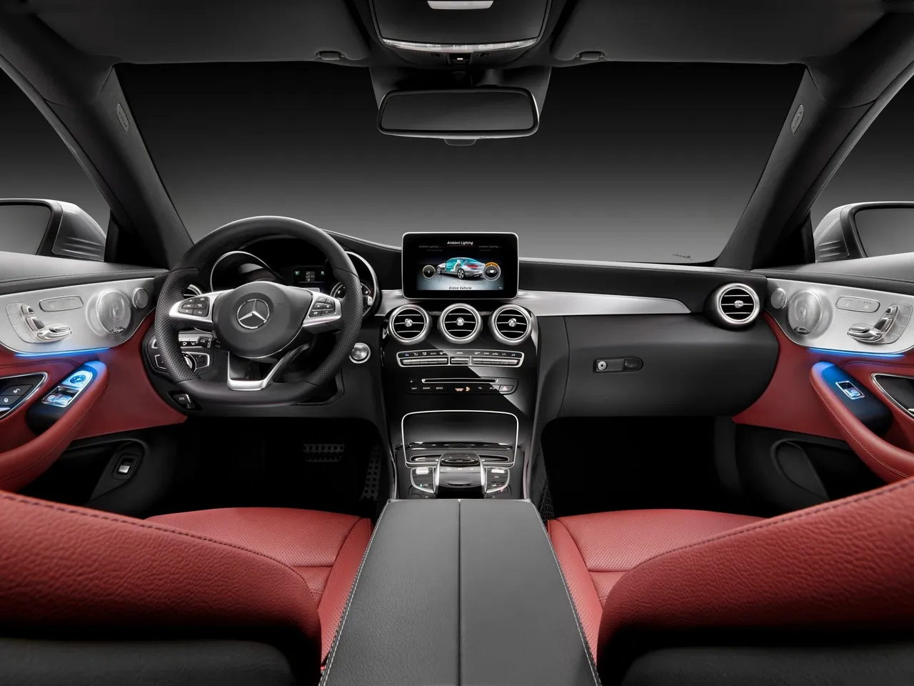 Mercedes-Benz C-Class Coupe (2017) – interiér