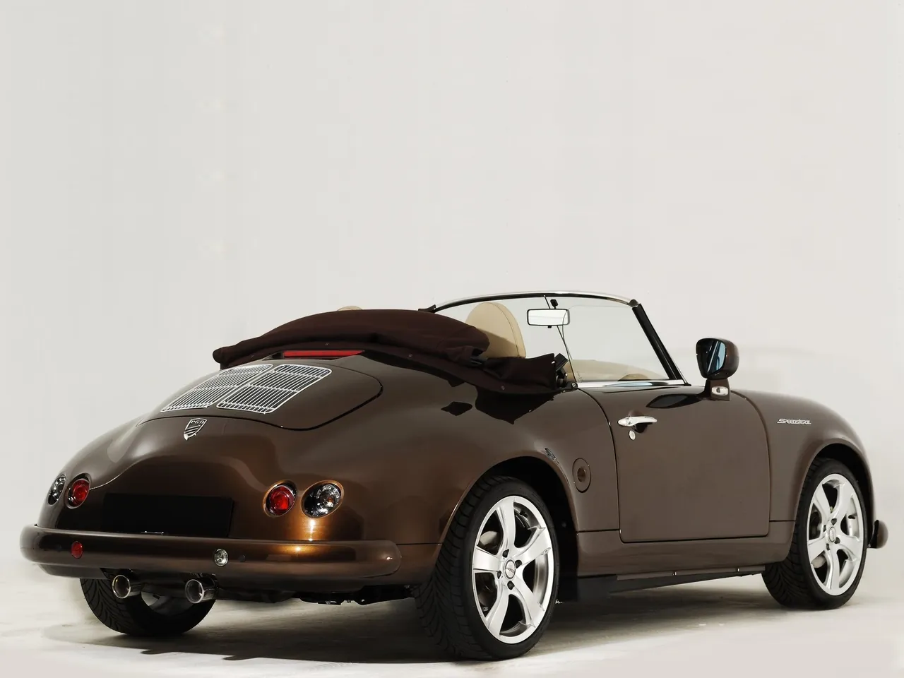 PGO Speedster II (2011) – zadní tříčtvrteční pohled