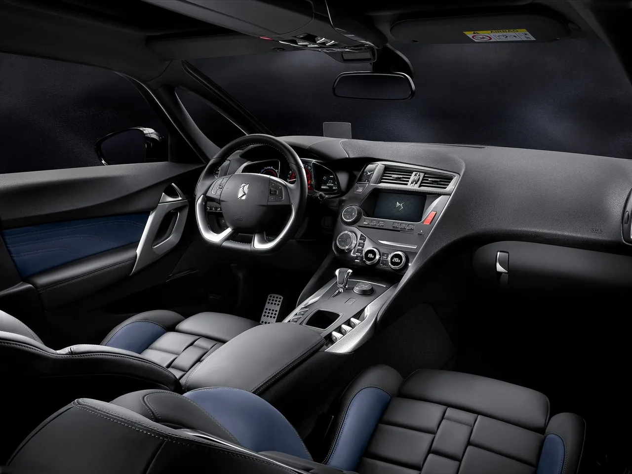 DS 5 (2016) – interiér