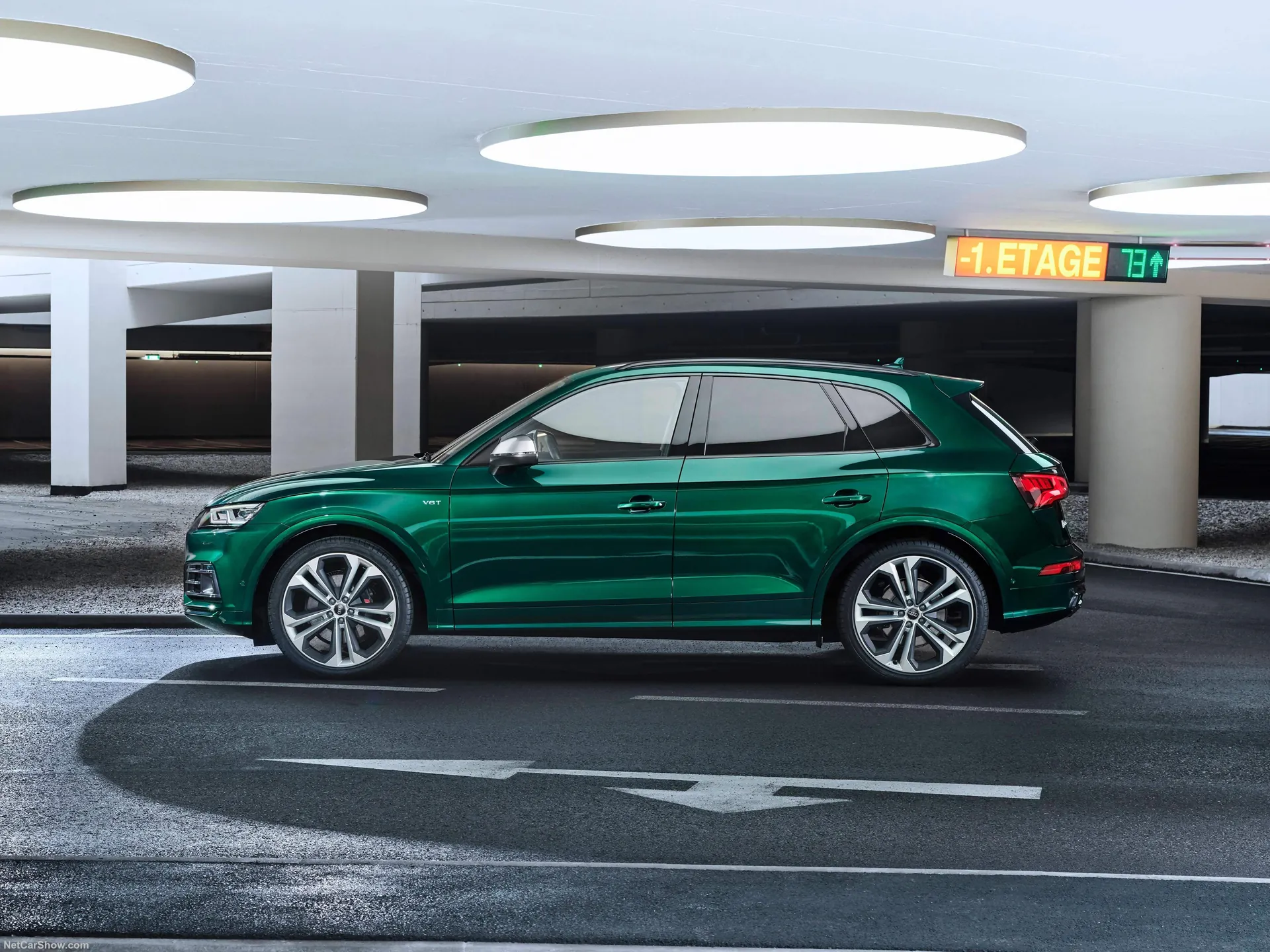 Audi SQ5 TDI (2020) – boční profil